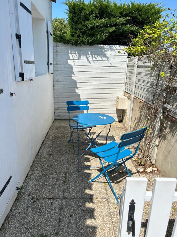 Petite Maison Au Calme, Dans Une Impasse L'Epine  ภายนอก รูปภาพ